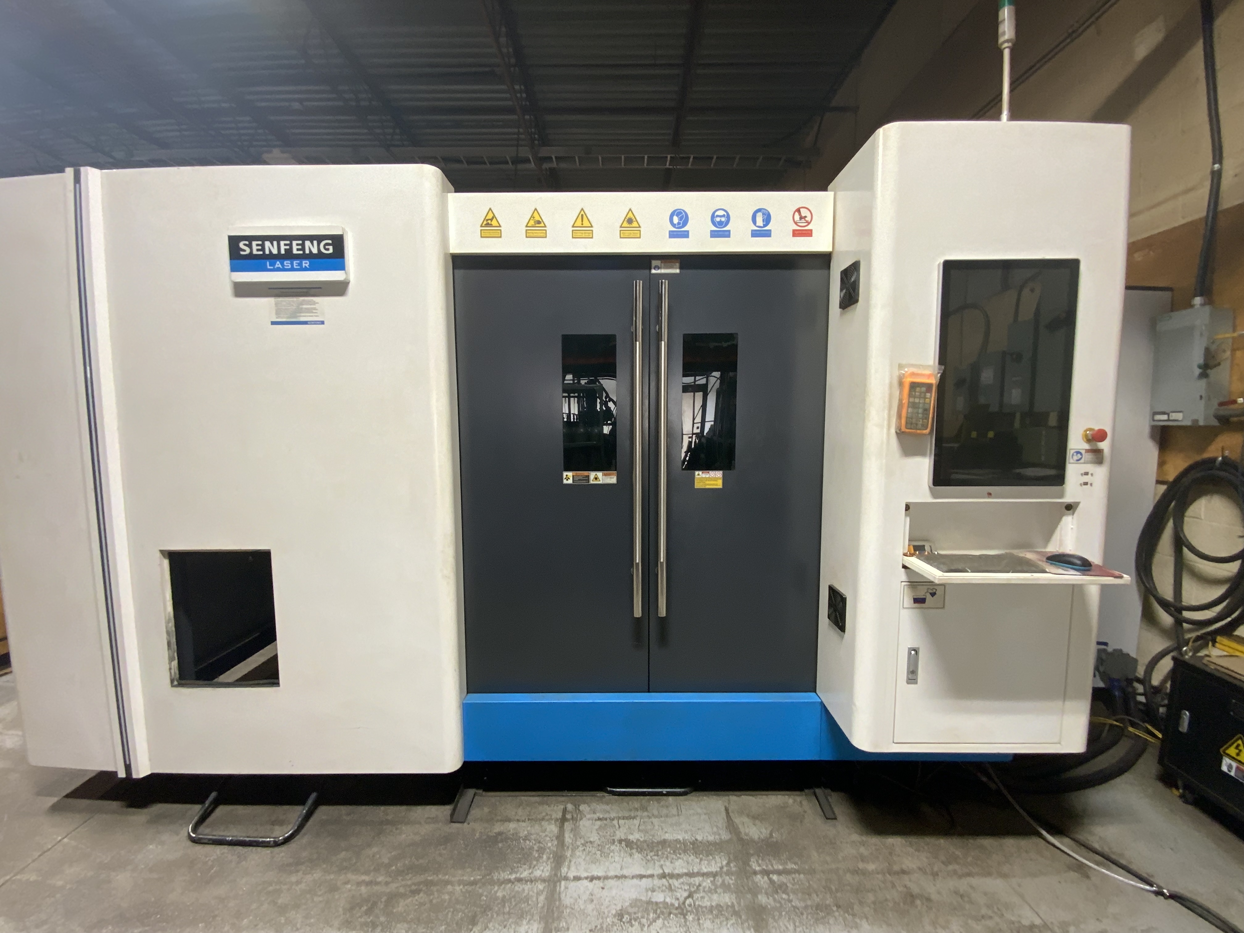 High-precision CNC machine